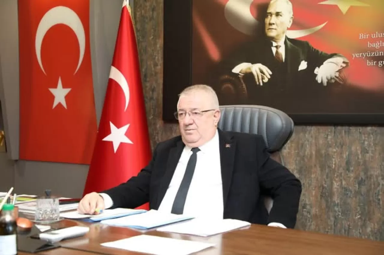 Edremit Belediyesi'nden Aylık Değerlendirme Toplantısı: Daha İyi Hizmet İçin Koordineli Çalışma