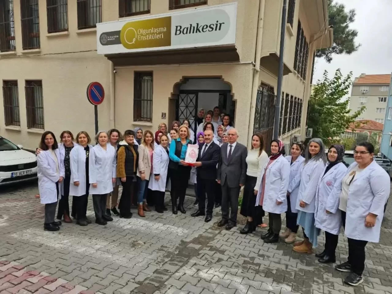 Balıkesir Olgunlaşma Enstitüsü'ne Veda Ziyareti