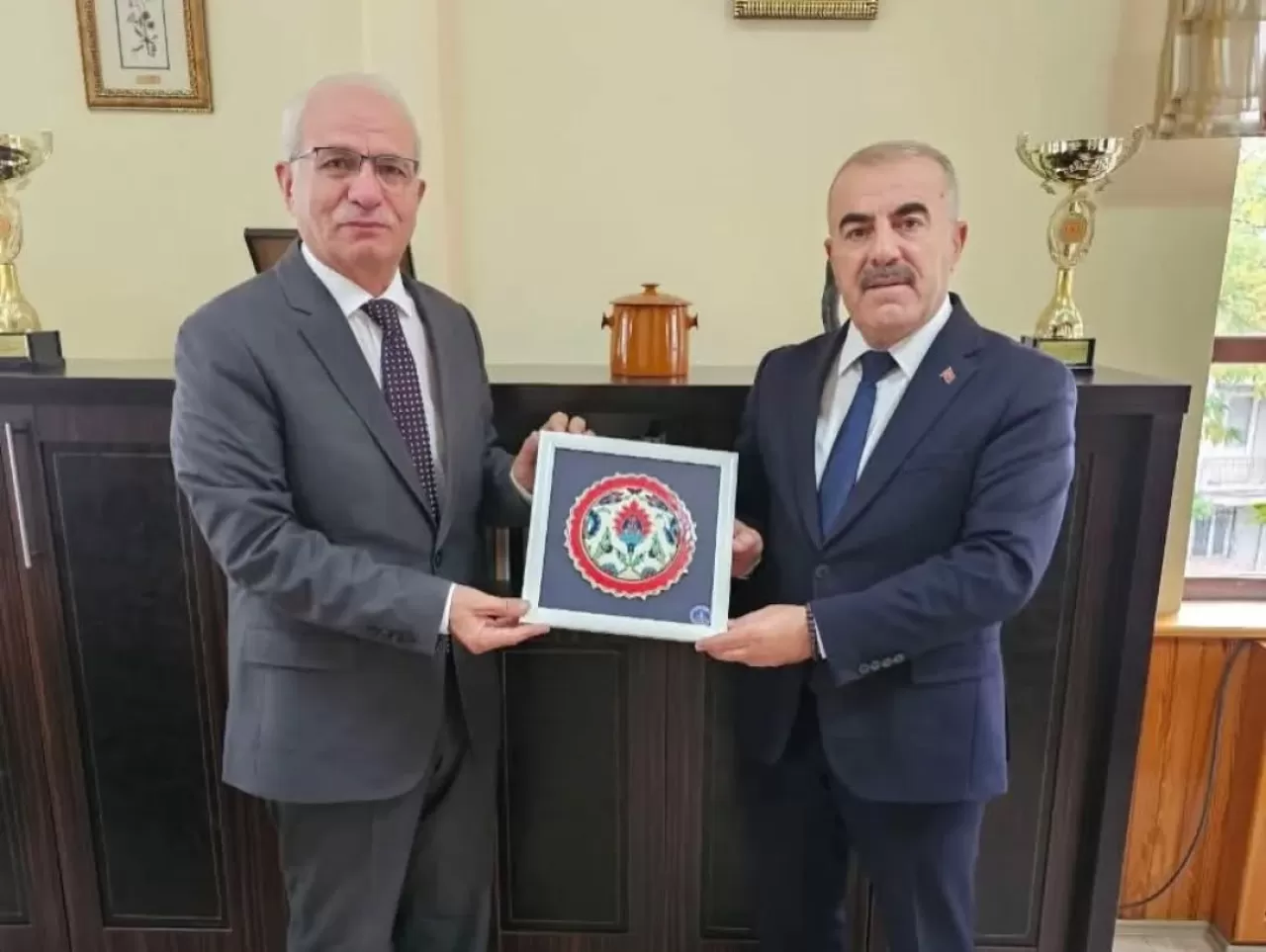 Balıkesir İl Milli Eğitim Müdürü Murat Demir, Ankara'daki Yeni Görevi Öncesinde Karesi'ye Veda Etti