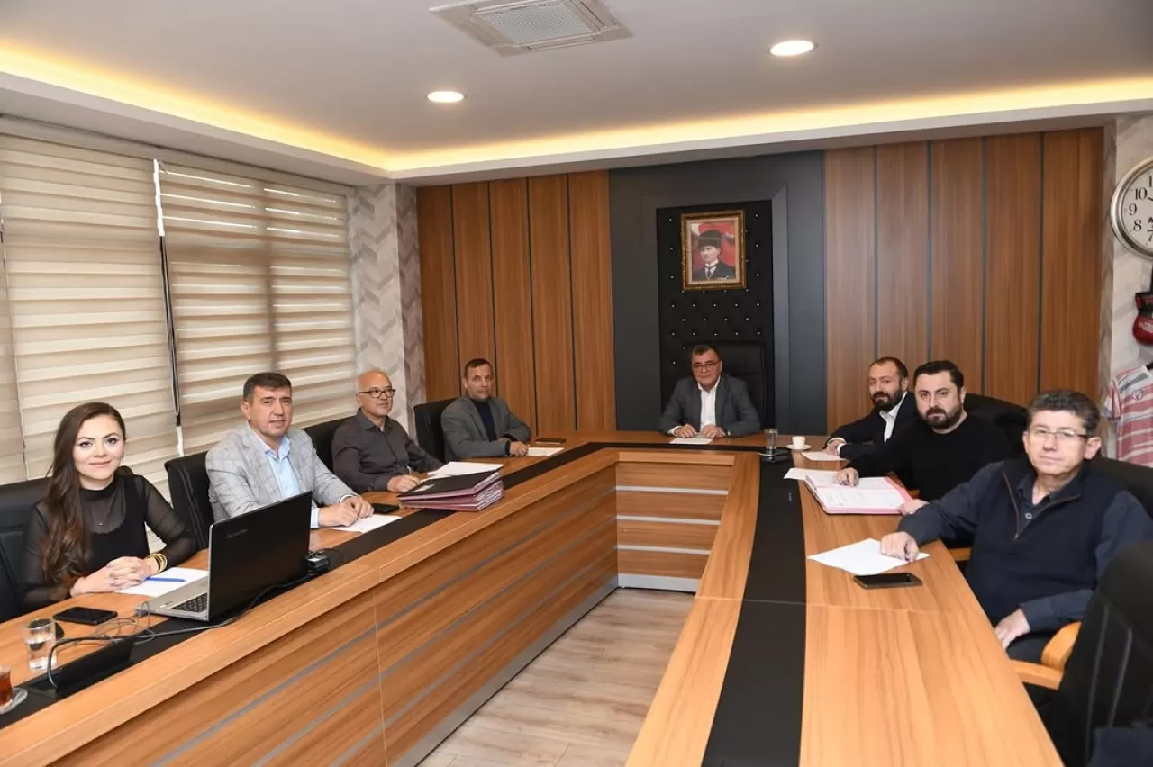 Altıeylül Belediyesi'nde Encümen Toplantısı Yapıldı