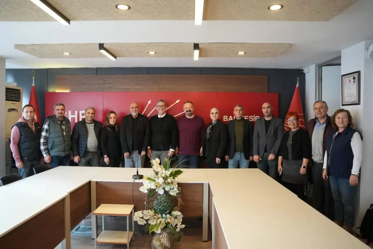 CHP'li Gömeç Belediye Başkanı Balıkesir İl Başkanlığını Ziyaret Etti
