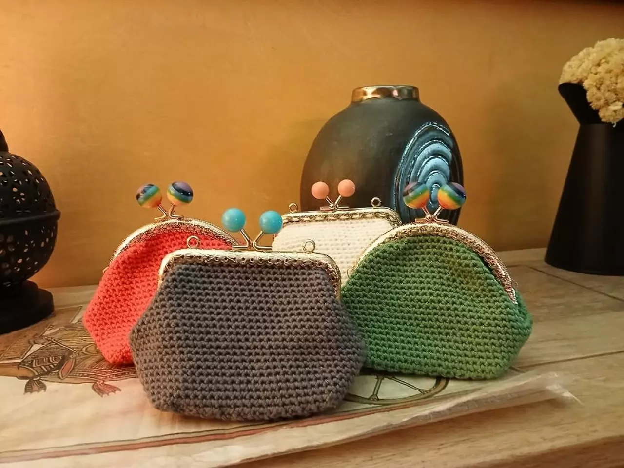 Edremit'te Açılan Tığ Örücülüğü Kursu Ürünleri Beğeniye Sunuldu