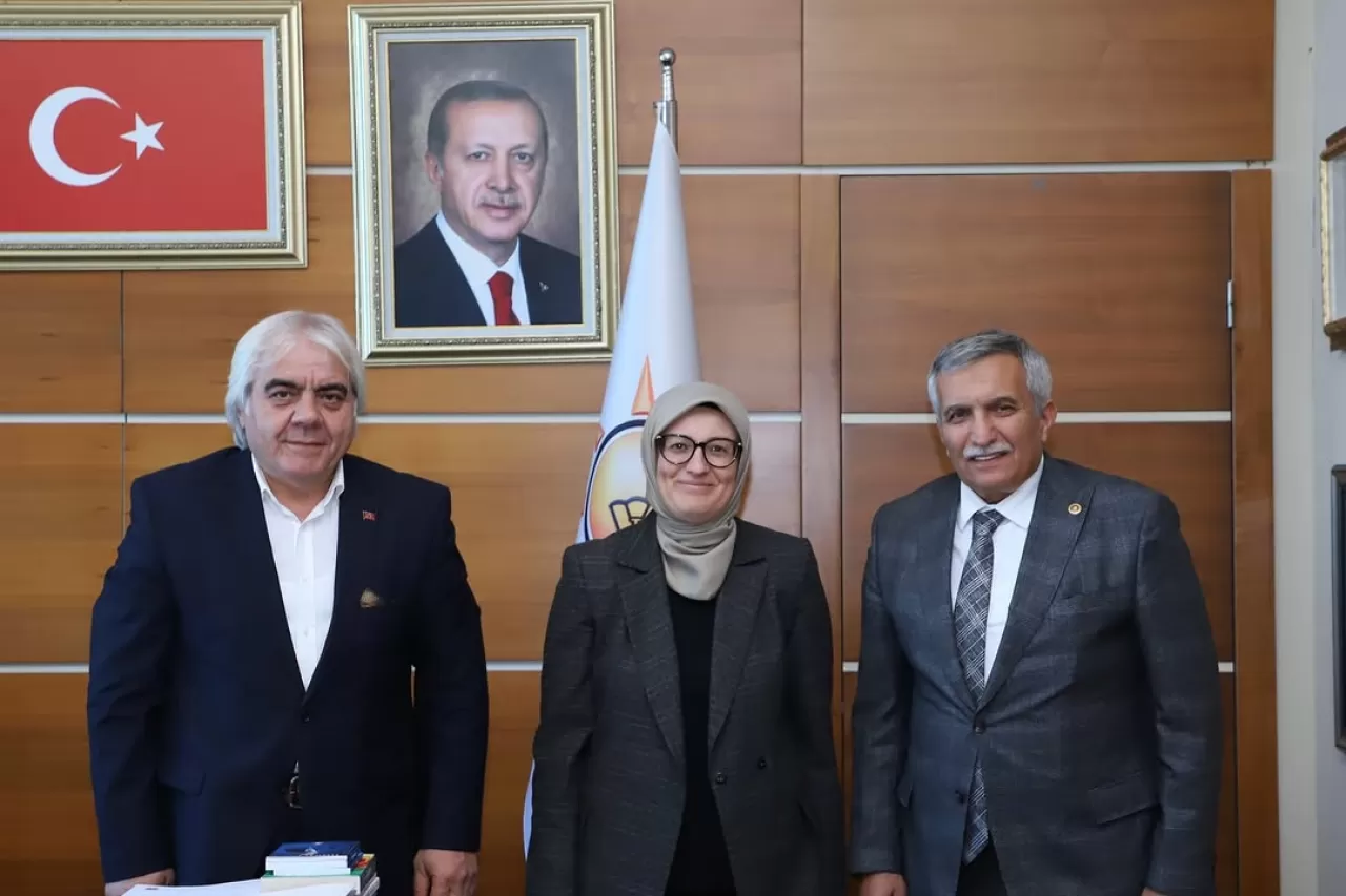 Balıkesir'den AK Parti Genel Merkezi'ne İş Dünyası ve STK Temsilcilerinden Ziyaret