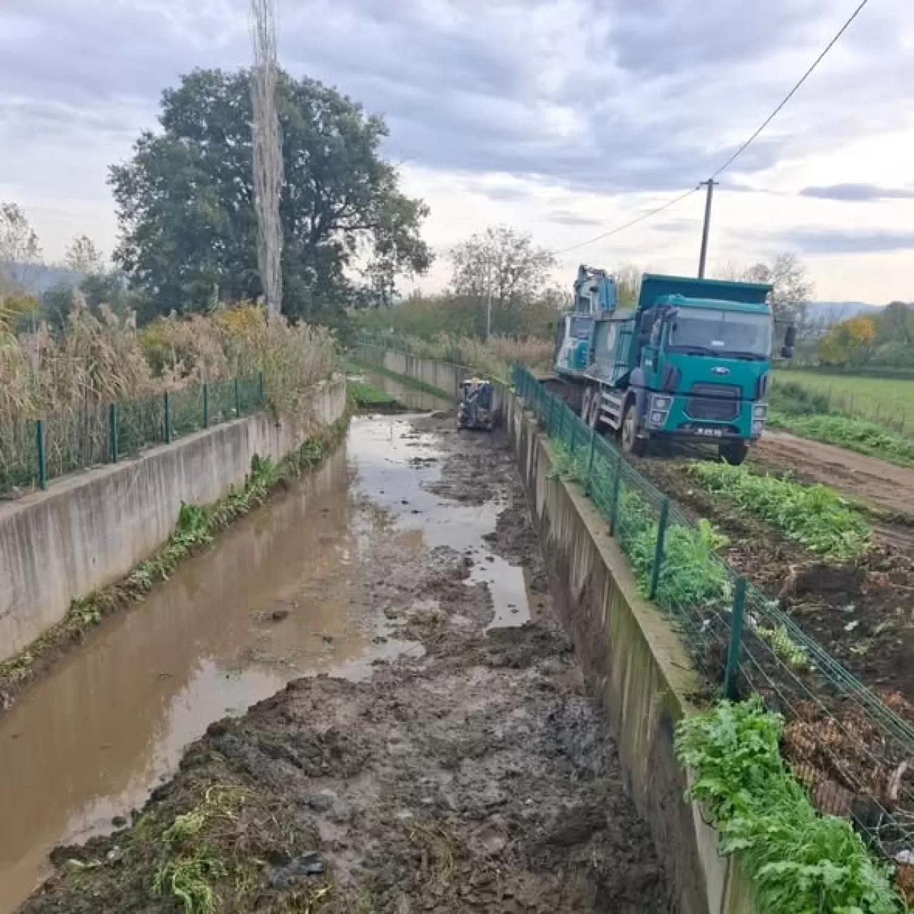 Kanlıdere'de Temizlik Seferberliği