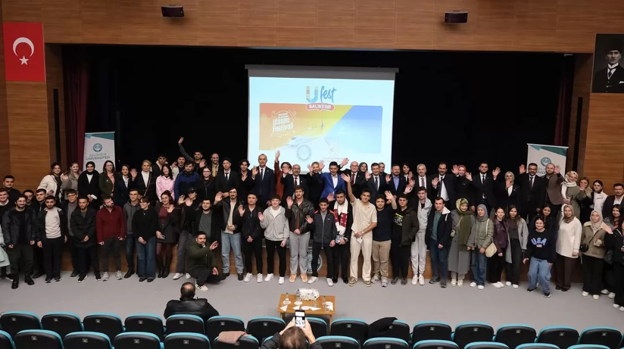 Bakan Yardımcısı Boyraz, Balıkesir Üniversitesi'nde Öğrencilerle Buluştu