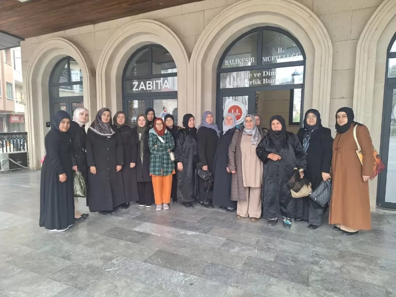 Ayşebacı Camii Kur'an Kursu Öğrencileri Balıkesir İl Müftülüğü'nde Misafir Edildi