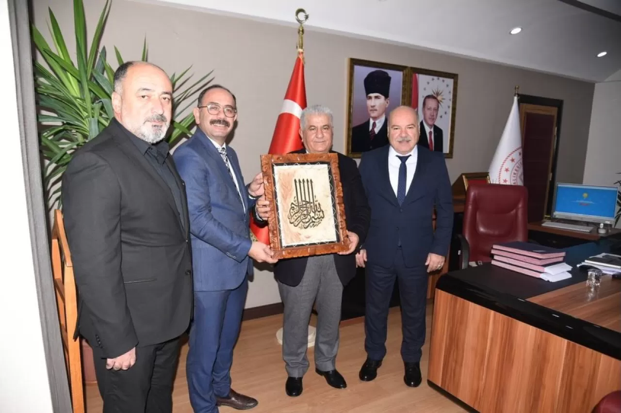 Erdek Eğitim Yöneticilerinden Müdür Kal'a Hayırlı Olsun Ziyareti