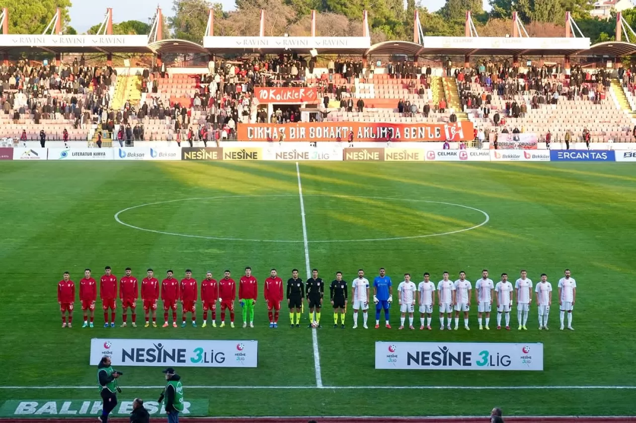 Balıkesirspor, Atatürk Stadı'nda Sahada