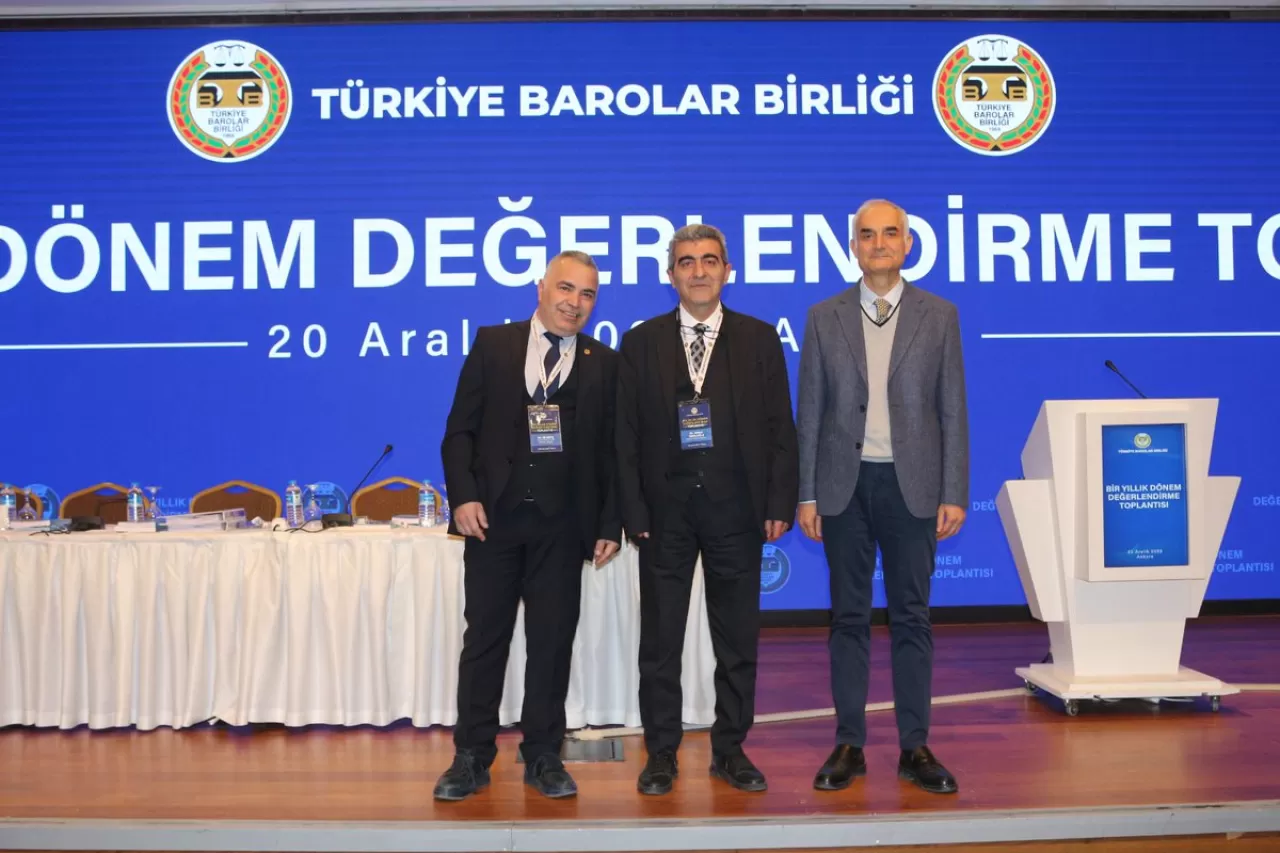 Balıkesir Barosu Yönetimi, Türkiye Barolar Birliği'nin Değerlendirme Toplantısı'na Katıldı