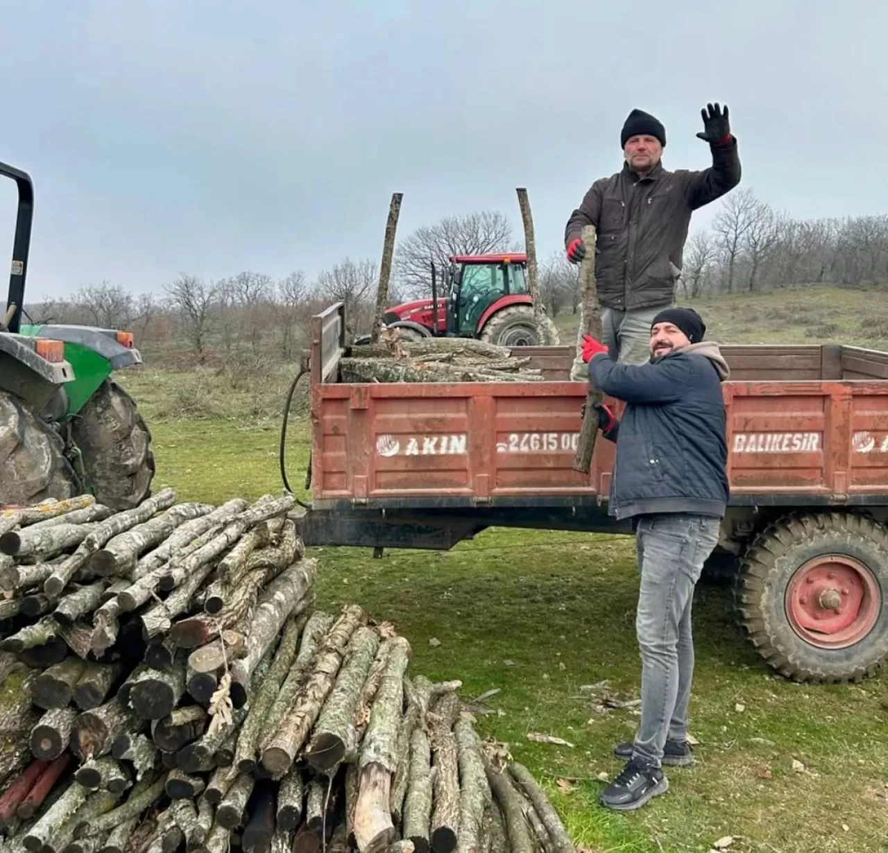 Balıkesir'de Orman Köylerine Yakacak Odun Desteği