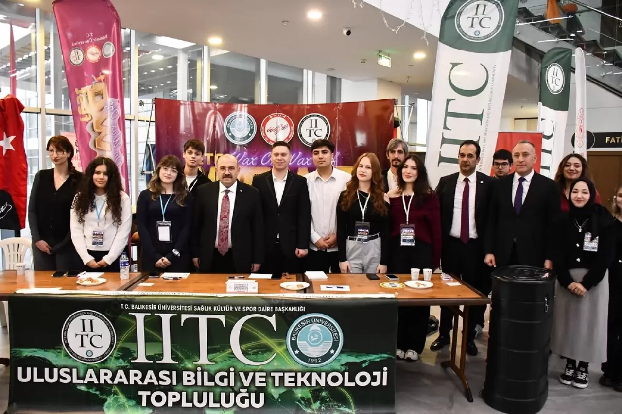 Gençler Endüstriyel Sektörler Fuarı'nda Geleceğe Hazırlanıyor