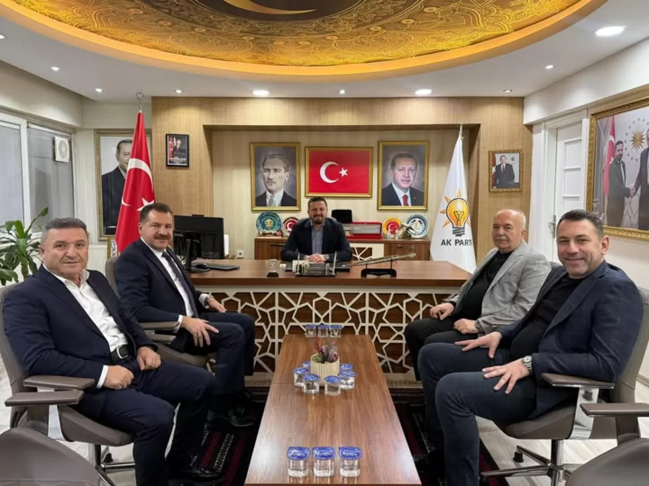 AK Parti Balıkesir'de Teşekkür Ziyareti