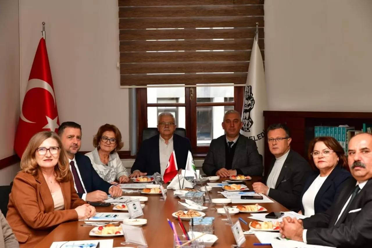 Çevreci Belediyeler Birliği Bergama'da Bir Araya Geldi