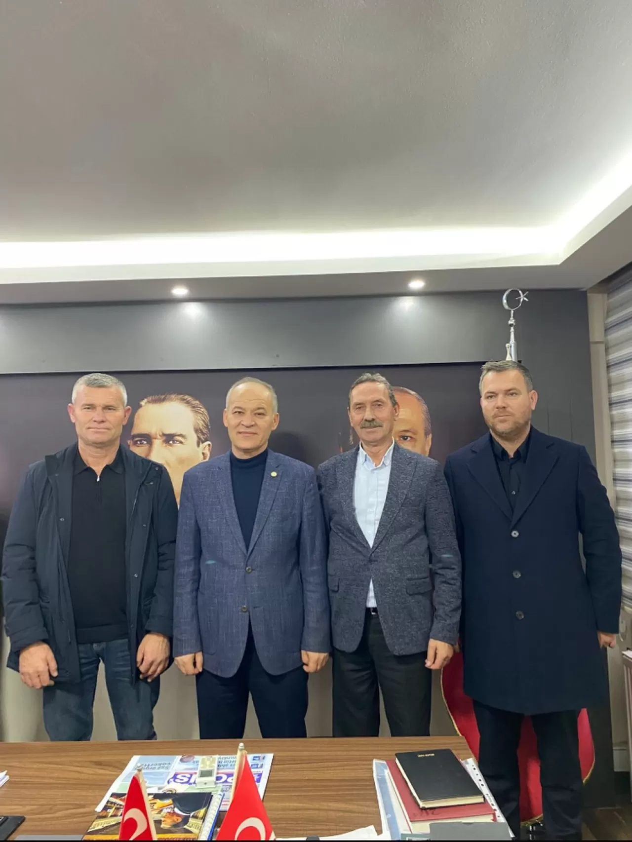 Zeka Yatırım, Gömeç'e Yatırım Planlarını MHP Balıkesir'de Görüştü