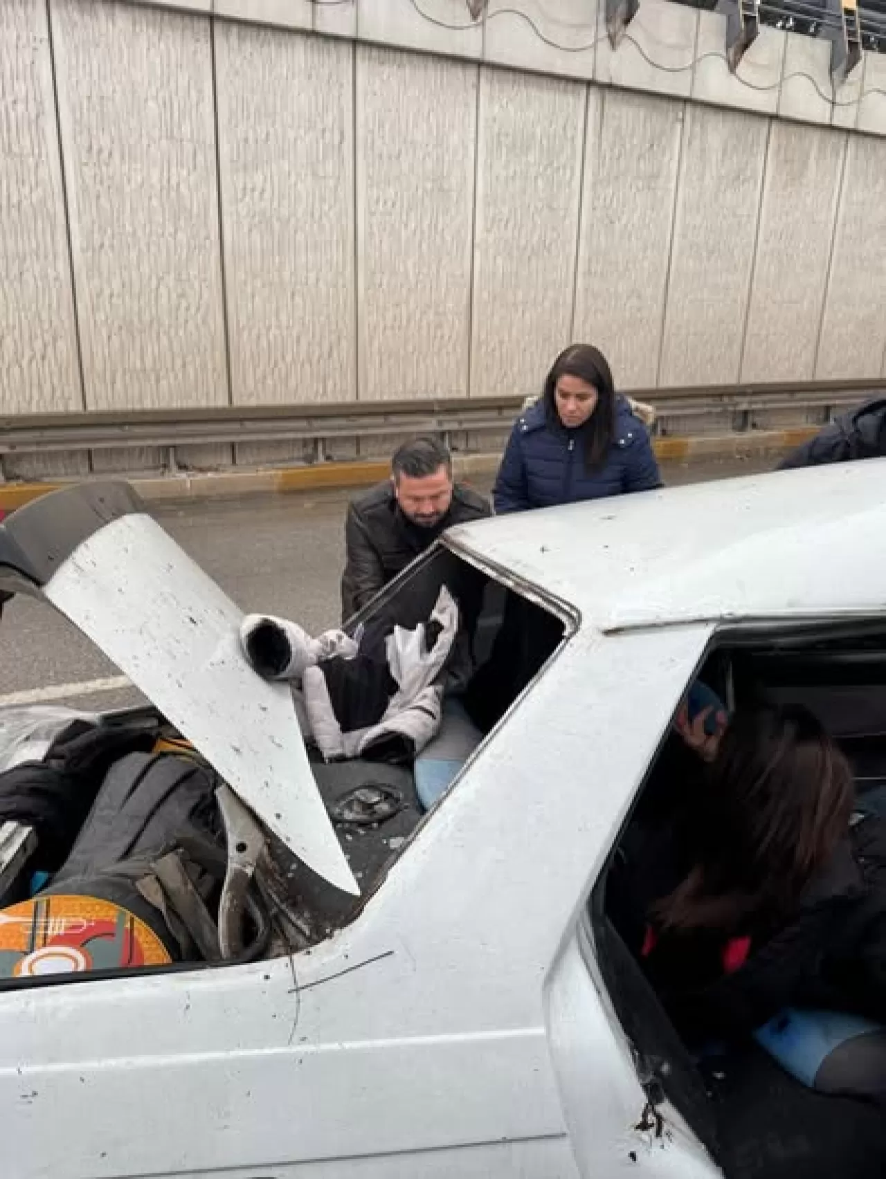 Balıkesir'de Trafik Kazası: Yaralılara İlk Yardım