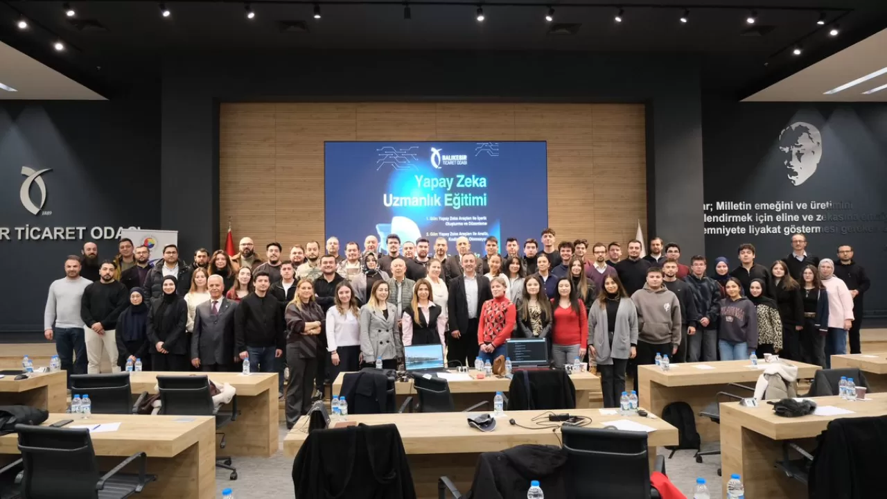 Balıkesir'de Yapay Zeka Uzmanlık Eğitimi Başladı