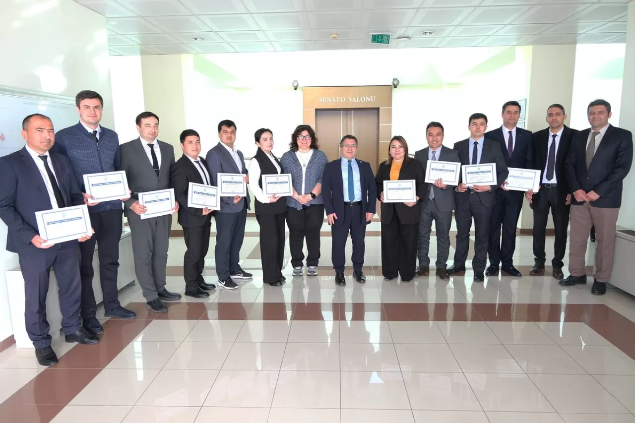 Özbekistan İnovasyon Bakanlığı'nın Seçtiği Akademisyenler Balıkesir'de Sertifika Aldı