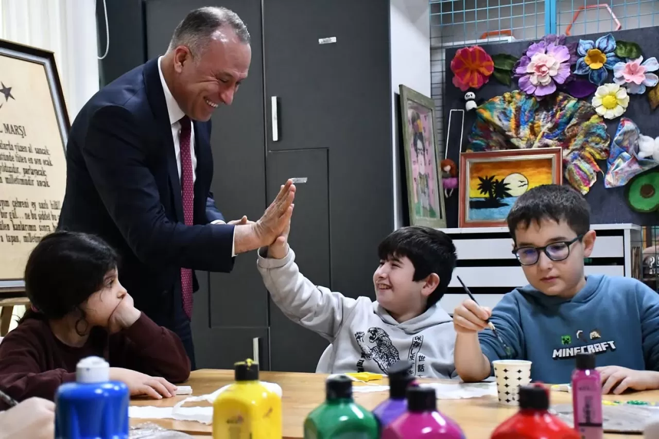 Gençlik ve Spor Bakanlığı Kış Kulübü Etkinlikleriyle Gençlerle Buluşuyor