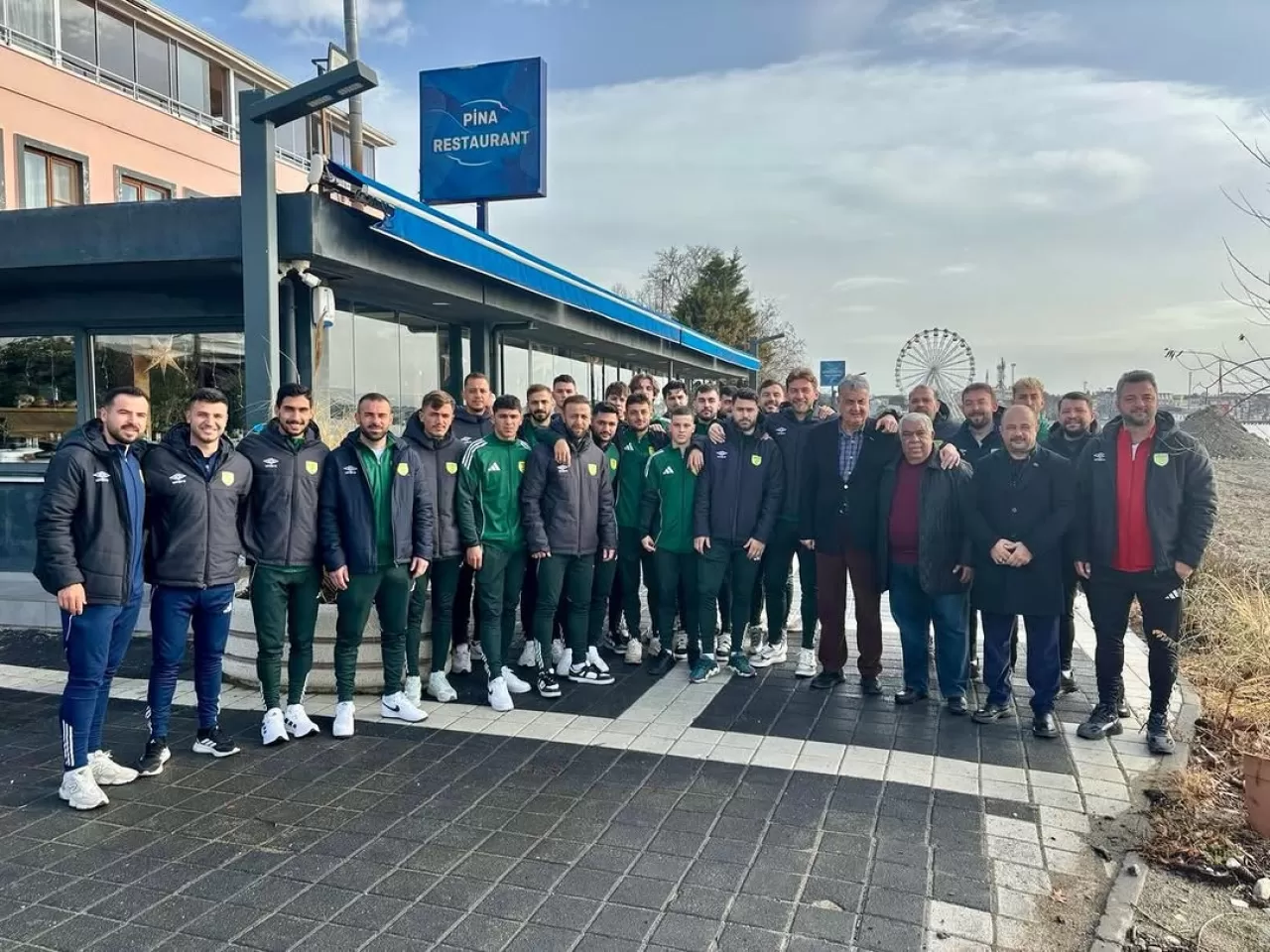 İş İnsanı Halim Taşkara, Edremitspor'u Kahvaltıda Ağırladı