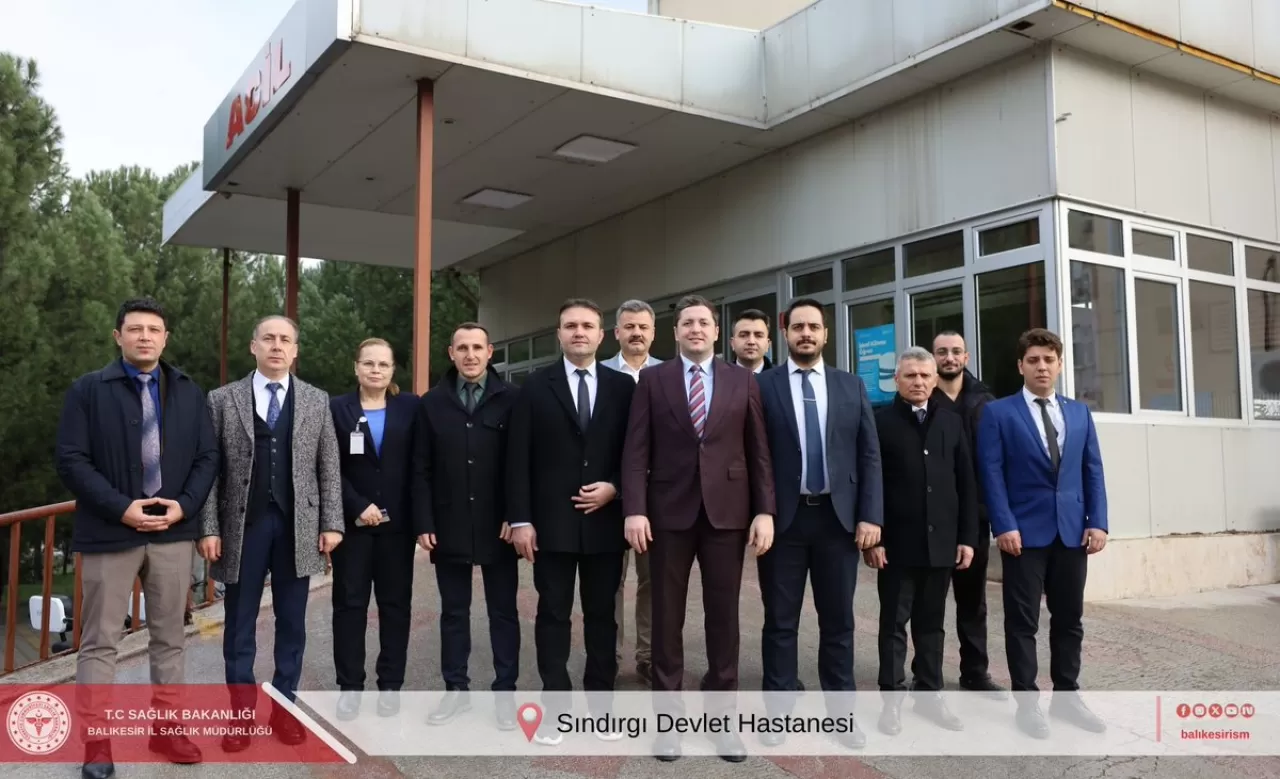 Balıkesir İl Sağlık Müdürü Sındırgı Devlet Hastanesi'nde İncelemelerde Bulundu