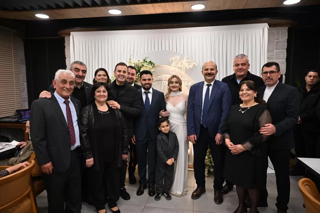 İvrindi'de Genç Çiftlerin Nişan ve Düğün Törenlerine Belediye Başkanlarından Katılım