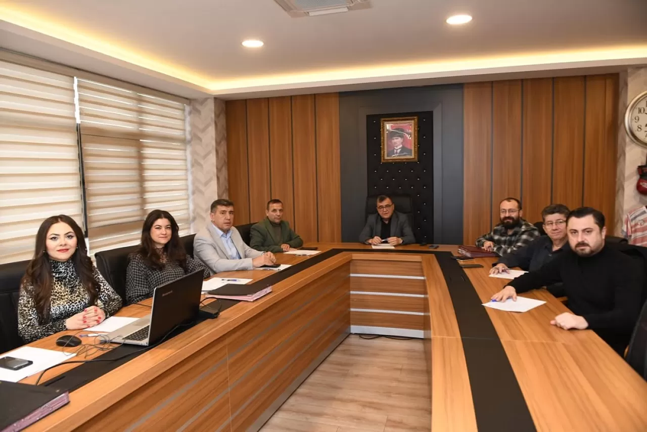 Altıeylül Belediyesi'nde Encümen Toplantısı Gerçekleştirildi