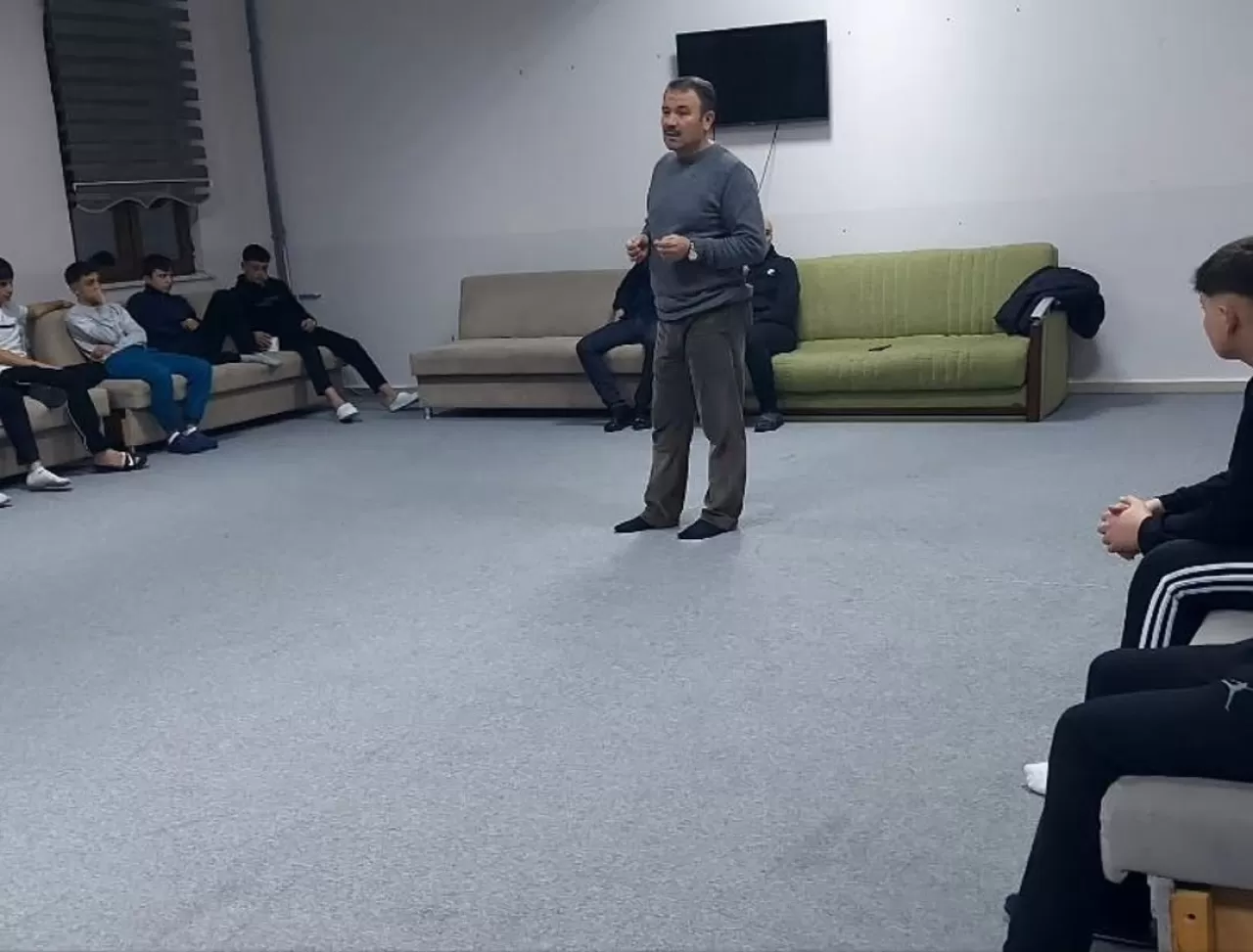 İvrindi'de Öğrencilerle Berat Kandili Sohbeti