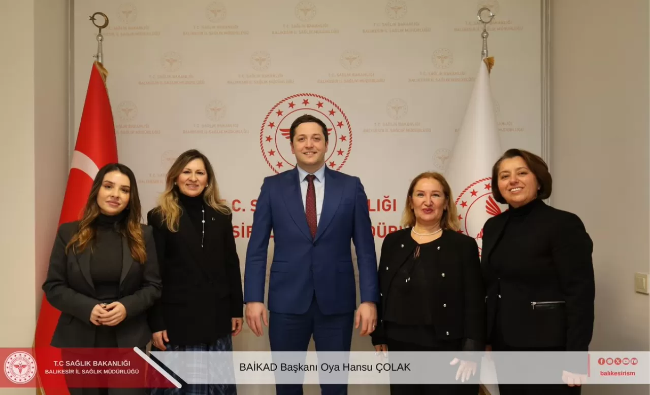 BALIKESİR İŞ KADINLARINDAN İL SAĞLIK MÜDÜRÜ'NE ZİYARET