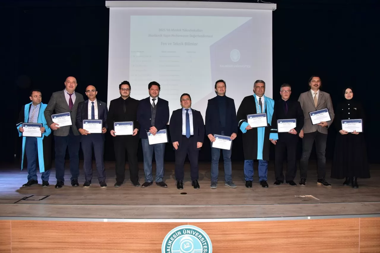 Balıkesir Üniversitesi Uluslararası Sıralamalarda Yükselişe Geçti