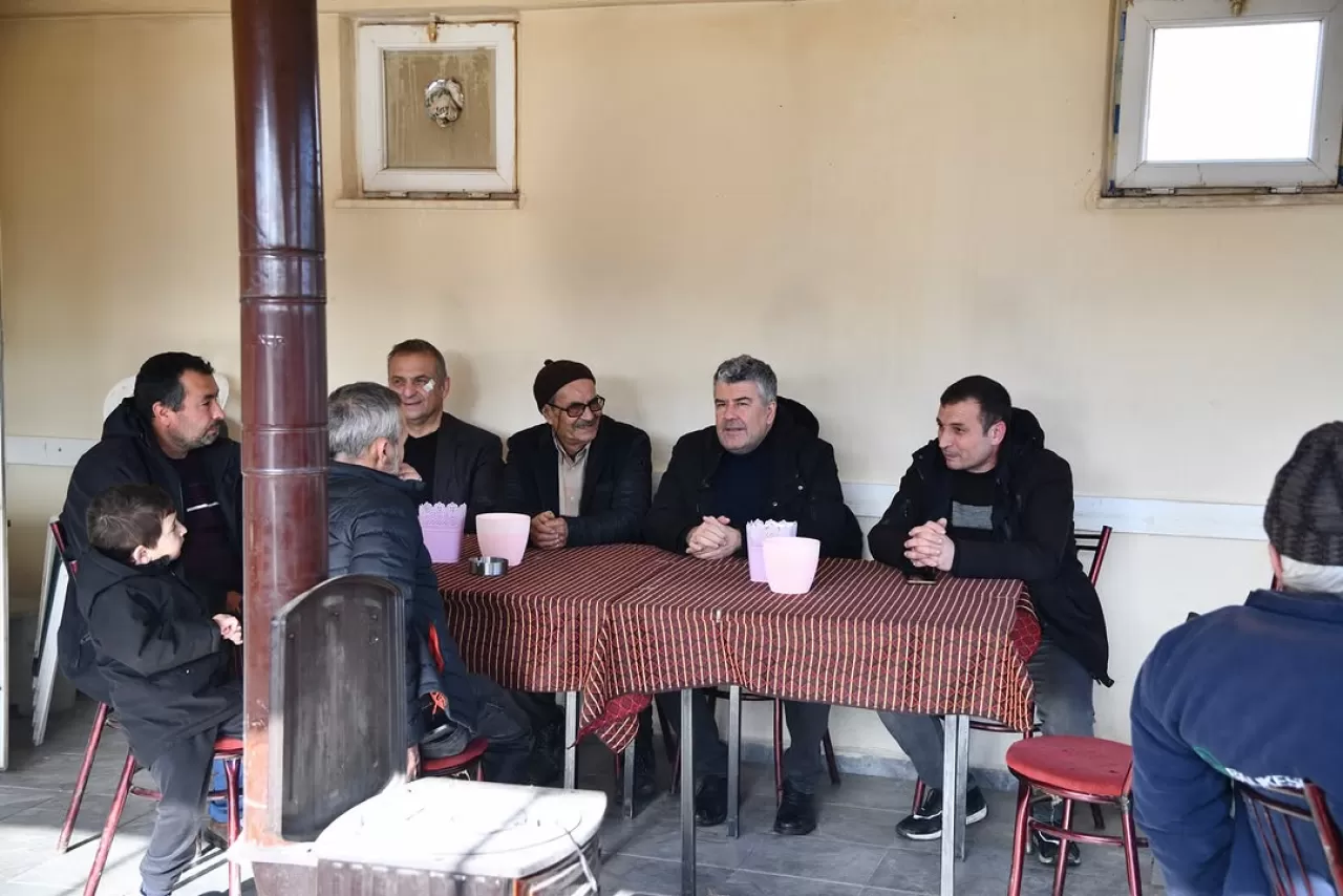 Karesi Belediye Başkanı Kırmızılar Mahallesi'nde Halkla Buluştu