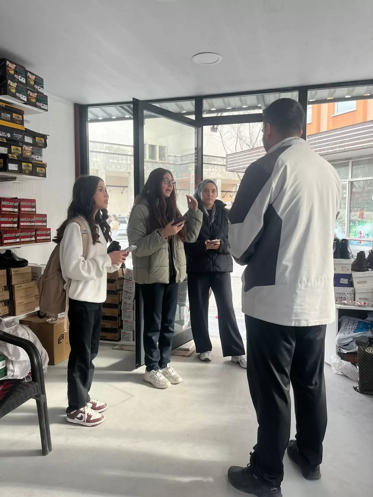 Sındırgı'da Deprem Tecrübesini Yazıya Döken Genç Kalemler