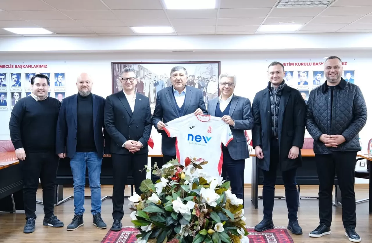 Balıkesirspor Yönetimi, Ticaret Borsası Başkanı'nı Ziyaret Etti
