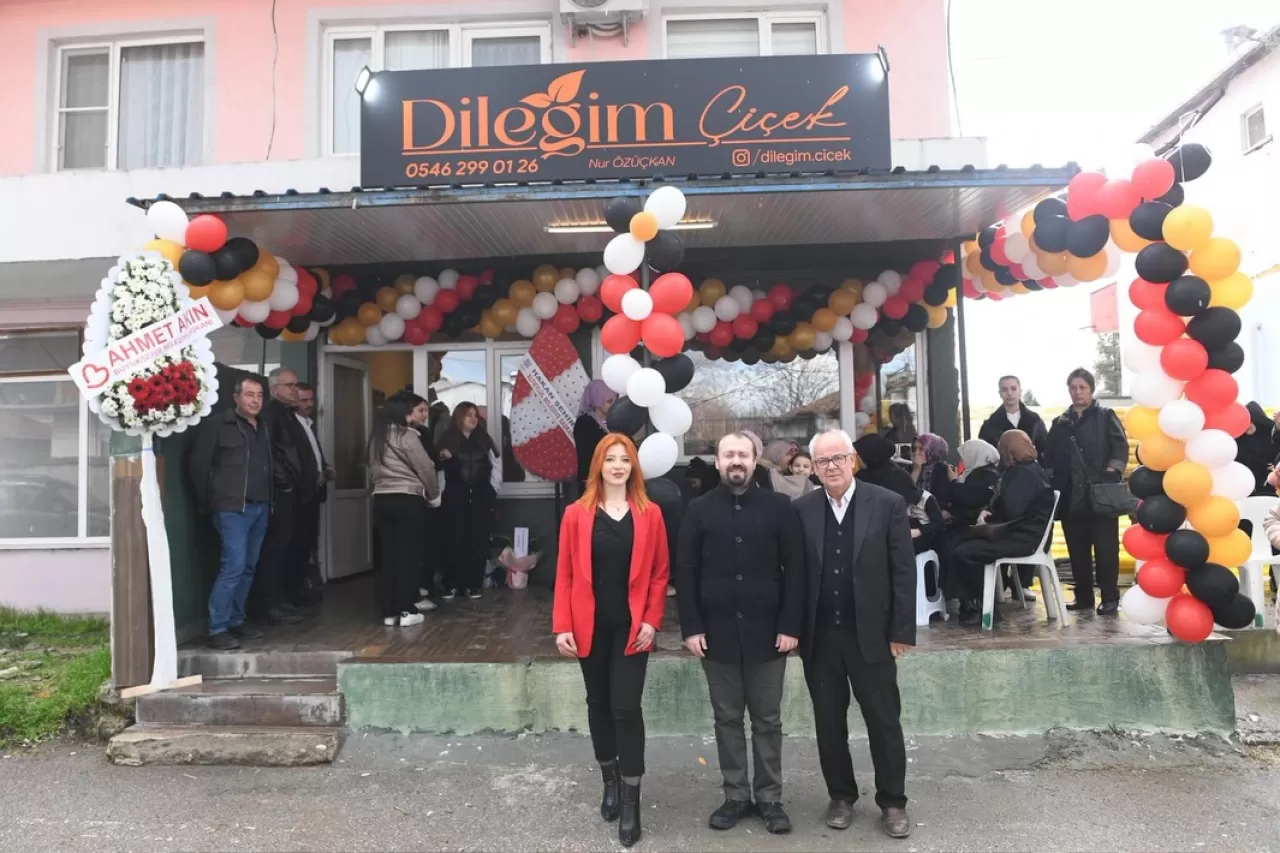 Dileğim Çiçek, Altıeylül'de Açıldı