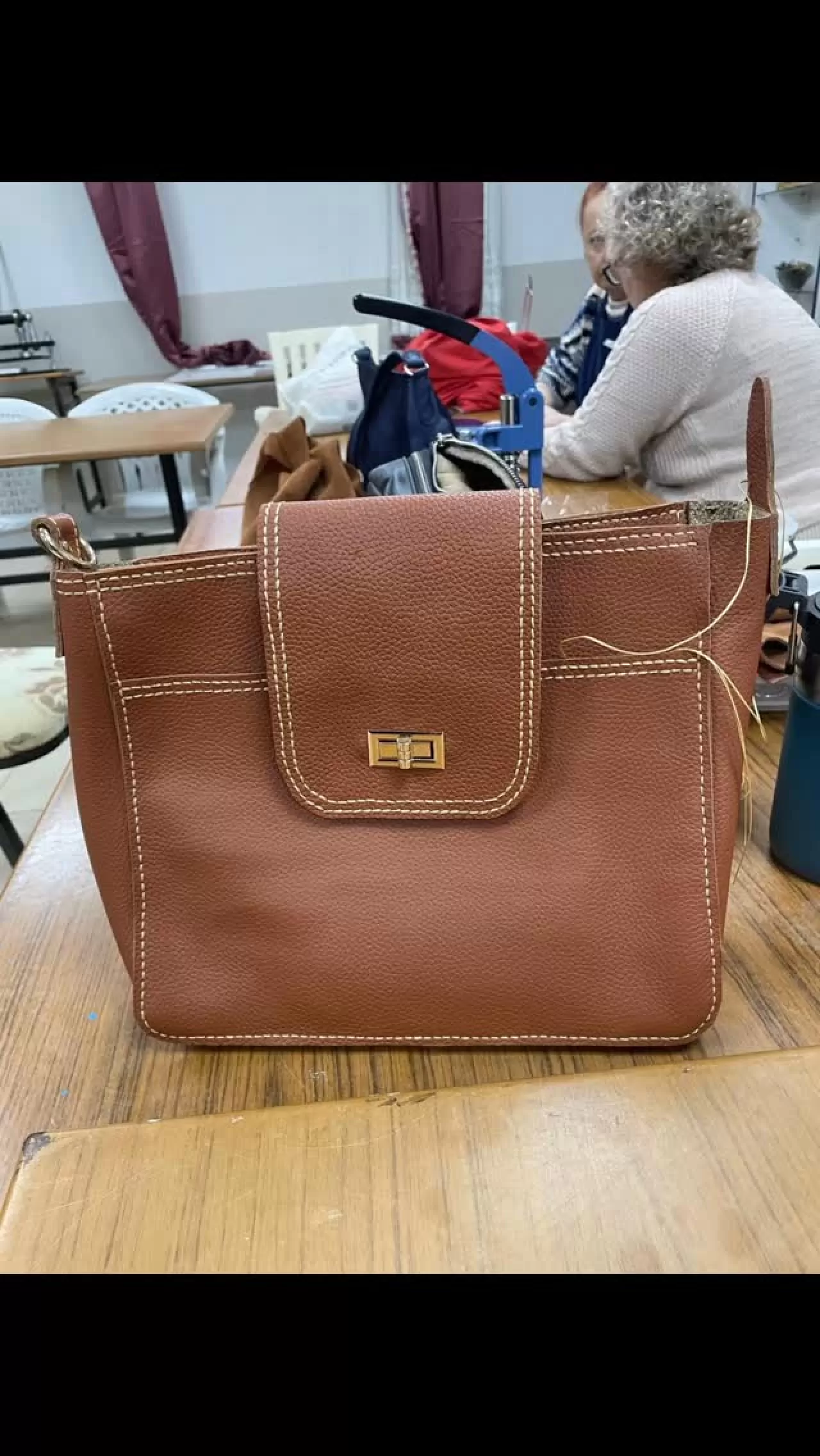 Ayvalık'ta Deri Giyim ve Aksesuar Kursu Yoğun İlgi Görüyor