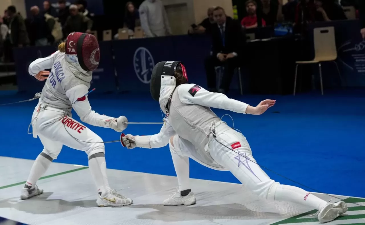 Alara Atmaca'dan Tarihi Bronz Madalya