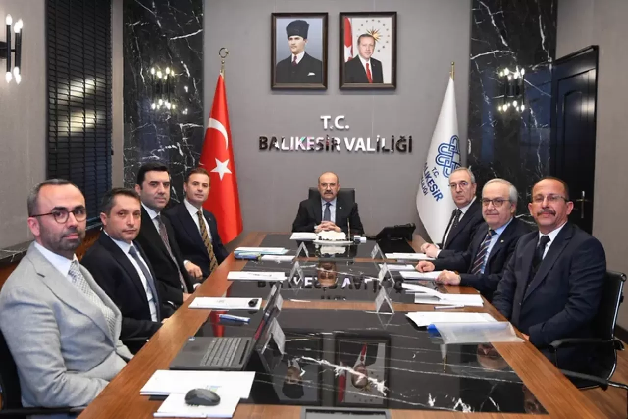 Balıkesir'de Organize Sanayi Bölgesi Yönetim Kurulu Toplantısı Gerçekleştirildi