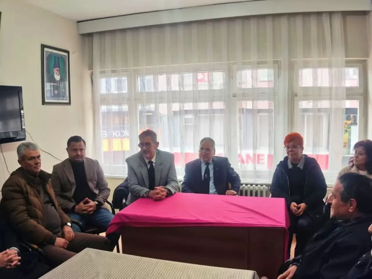 CHP Balıkesir İl Başkanlığı, Hacı Bektaş Veli Kültür Derneği'ni Ziyaret Etti