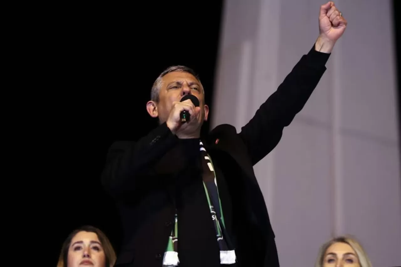 CHP'den Başkan Erdoğan'a Diploma Çağrısı