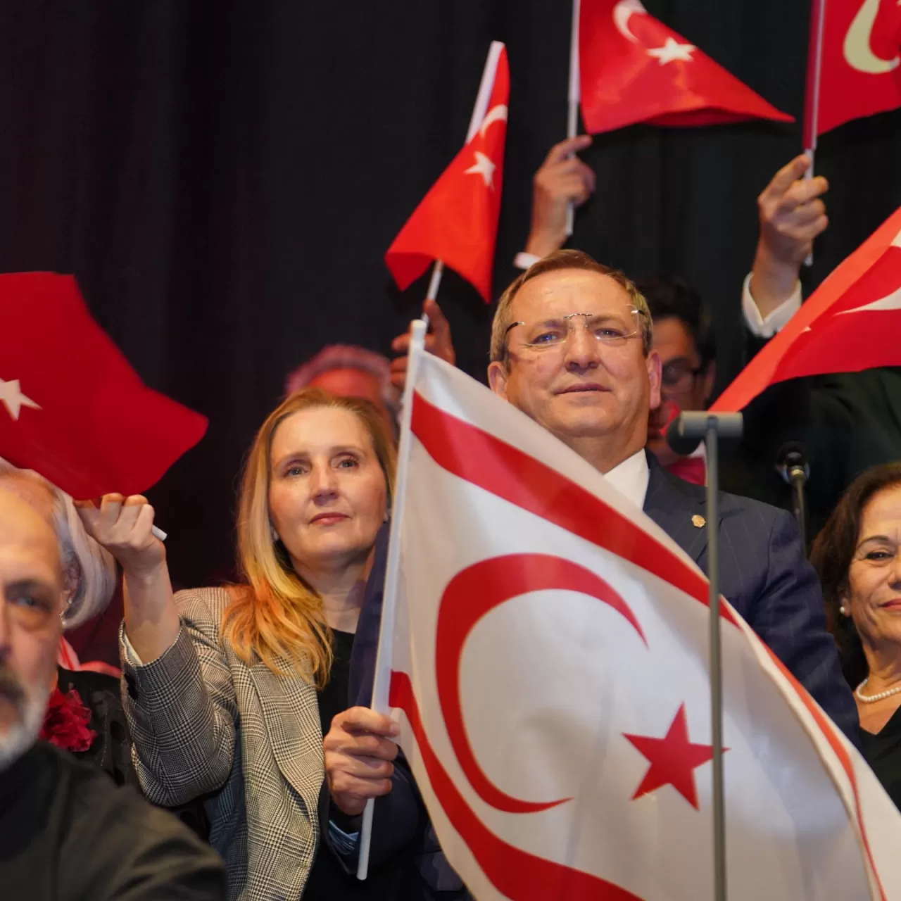 Ayvalık'ta Rauf Denktaş Kültür Merkezi Açıldı