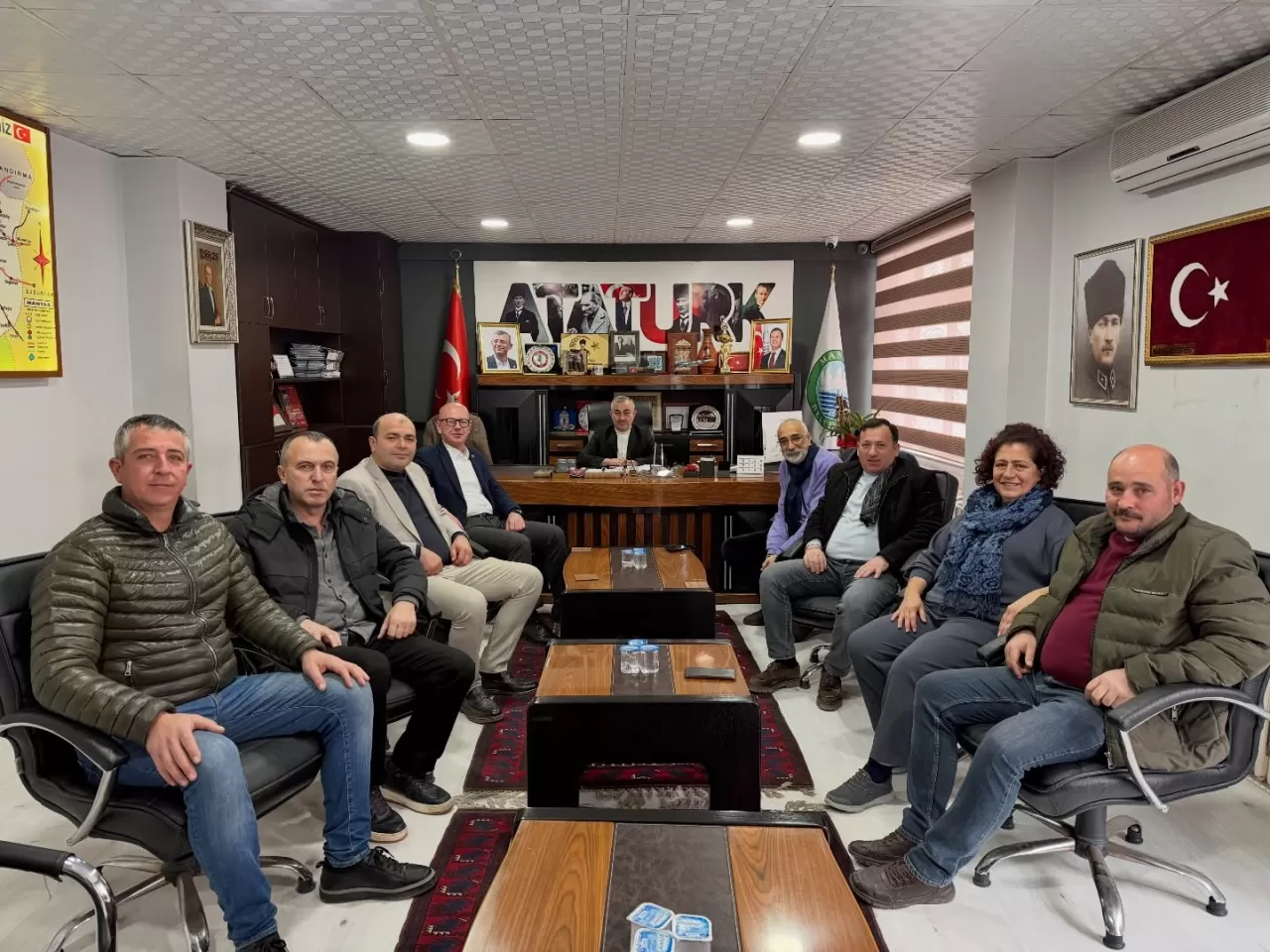 CHP'li Sarı ve Ülker, Manyas Belediye Başkanı Duru'yu Ziyaret Etti