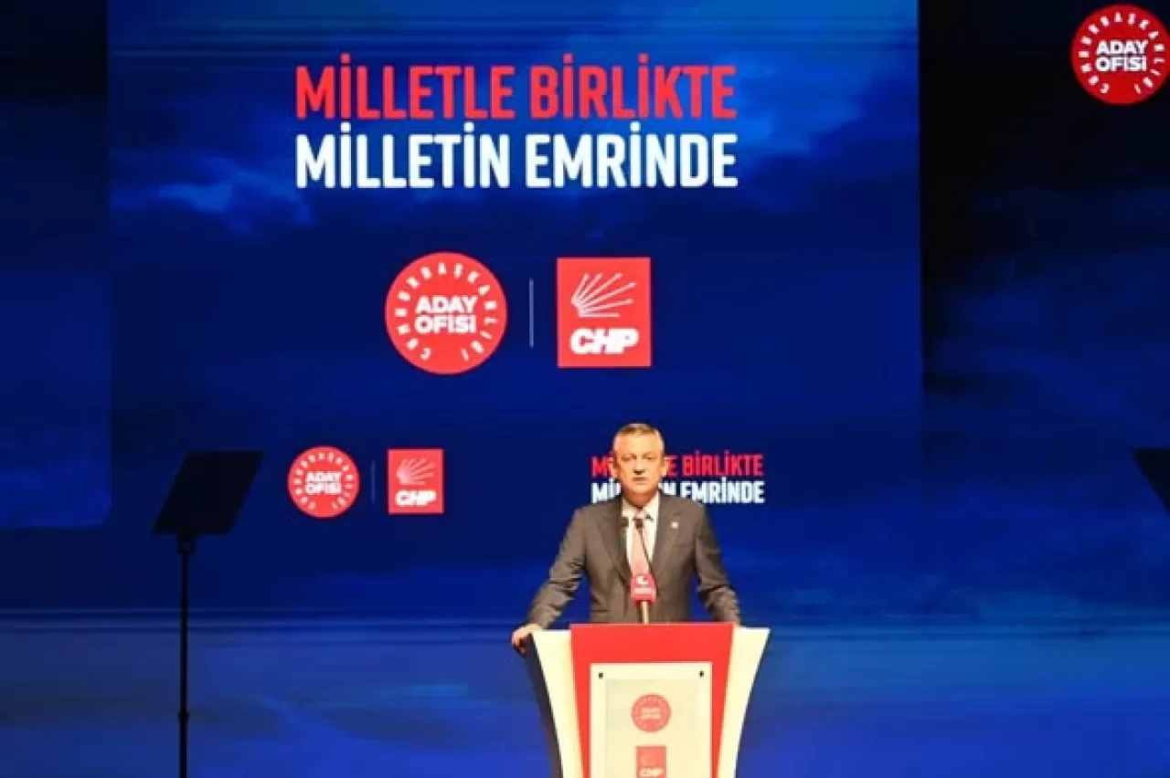 CHP'den "Milletle Birlikte, Milletin Emrinde" Buluşması