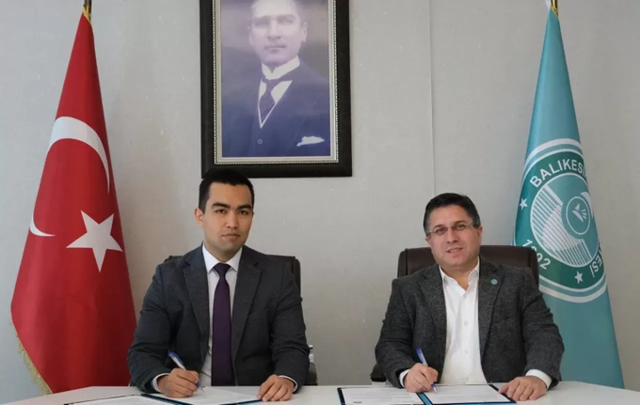 Balıkesir Üniversitesi ile Özbekistan OXUS Üniversitesi Arasında Akademik İş Birliği Protokolü İmzalandı