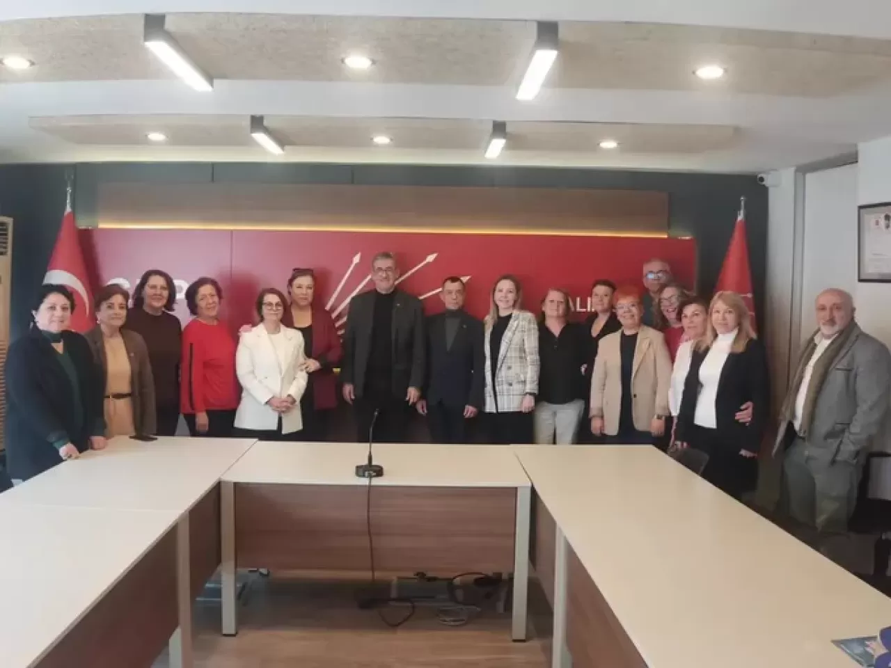 CHP Balıkesir'de Parti Programı Eğitim Modülü Yenilendi