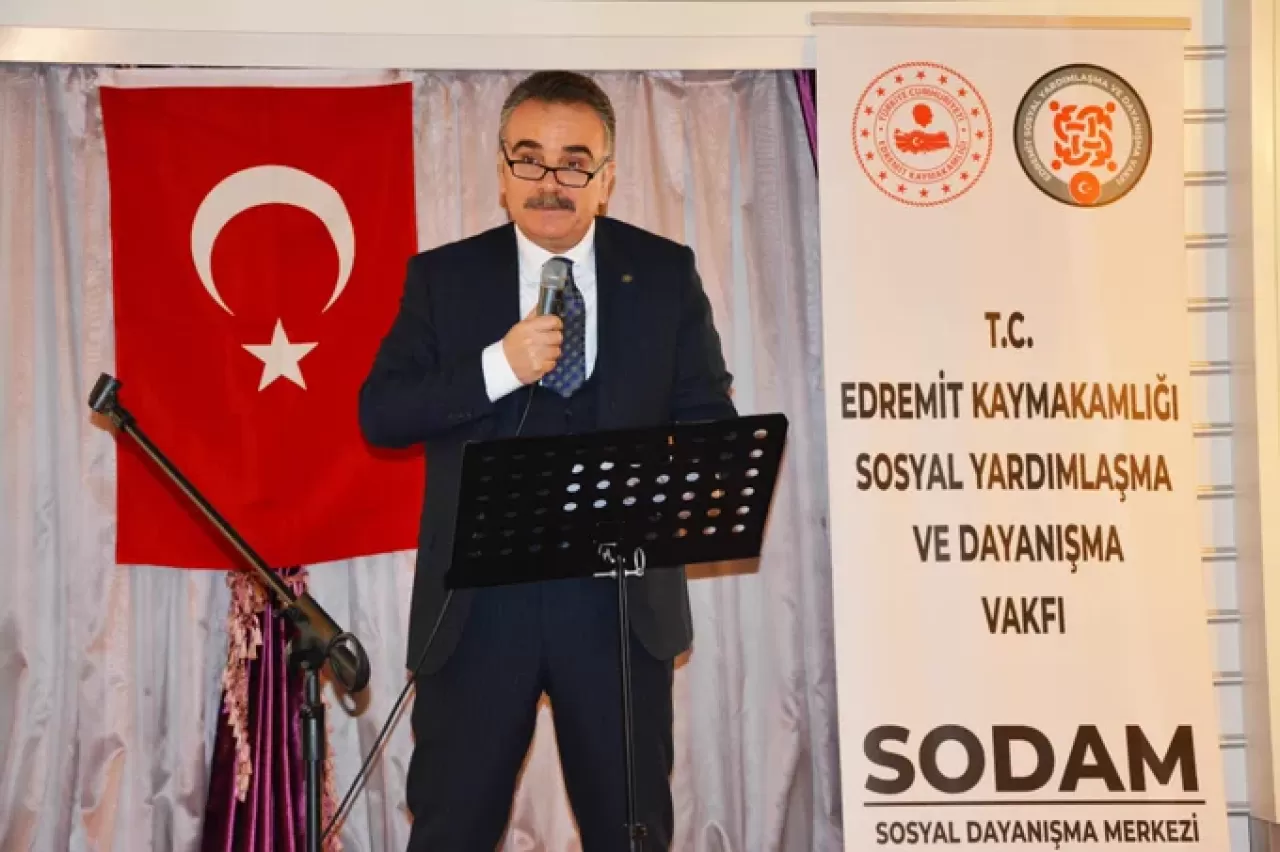 Edremit Kaymakamı ve Eşi SYDV İftar Programında