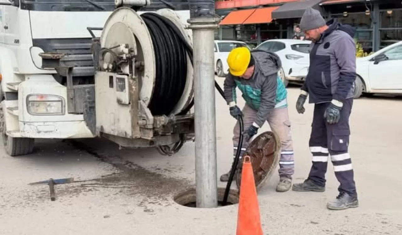BASKİ, Kanalizasyon Altyapısını Güçlendirmek İçin Çalışmalarını Sürdürüyor