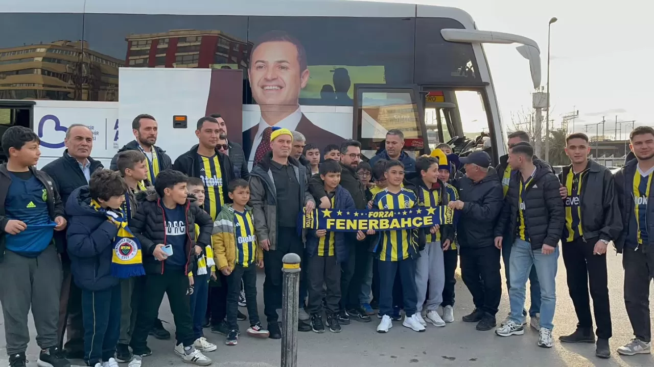 Depremden Etkilenen Gençler Fenerbahçe Maçında Coştu