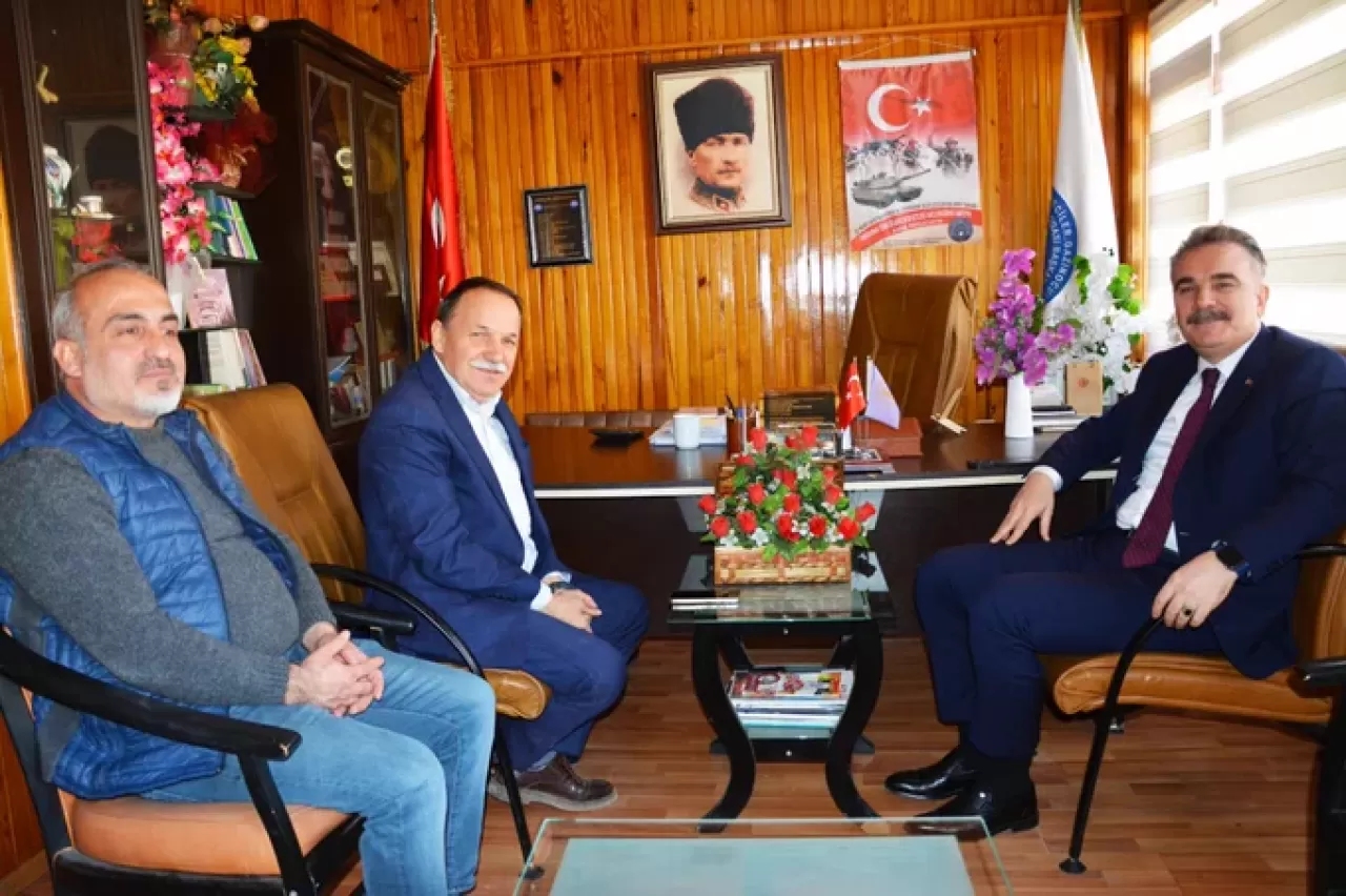 Edremit Kaymakamlığı STK ve Meslek Odaları ile Diyaloğu Güçlendiriyor