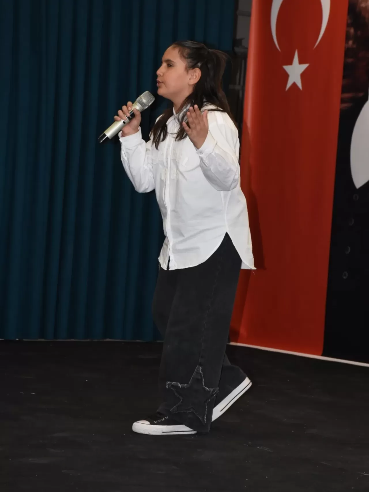 İstiklal Marşı'nın 105. Yılı Sındırgı'da Coşkuyla Anıldı