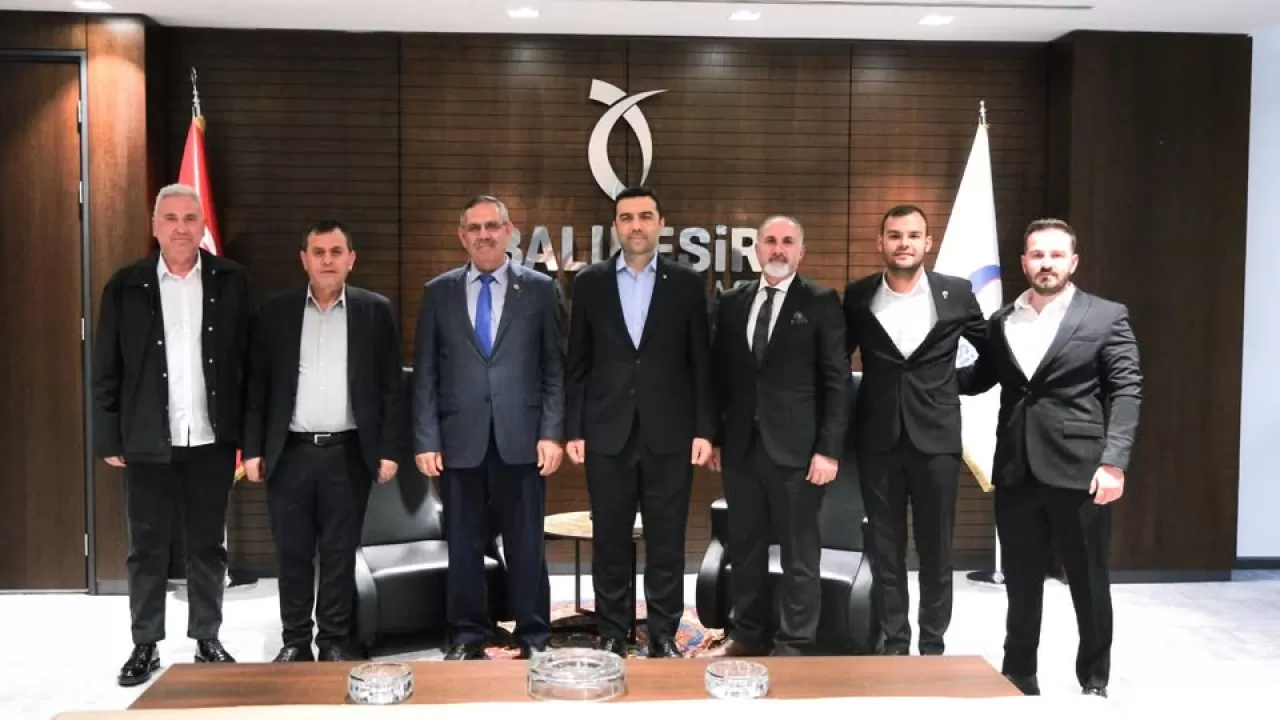 Balıkesir İnşaatçılar Odası, Ticaret Odası'nı Ziyaret Etti