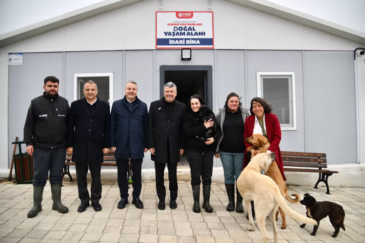 Karesi Belediyesi Personeli Ramazan Bayramı Arifesinde Bir Araya Geldi